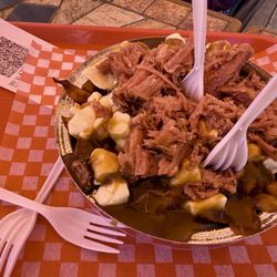 Casse-Croute La Rencontre - Smoked meat poutine