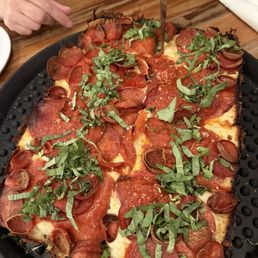 Detroit Trio Pepperoni.  What an awesome pie.