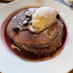 Lemon ricotta pancake with blueberry compote
