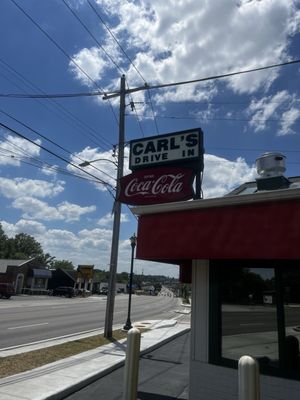 Carl’s Drive-In by null