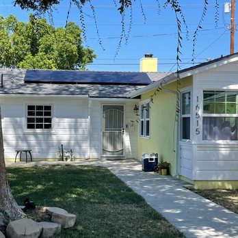 Sunrise Energy Group - a house with a solar panel on the roof - Solar Installation Near Me - Los Angeles, California Sunrise Energy Group - a house with a solar panel on the roof - Solar Installation Near Me - Los Angeles, California