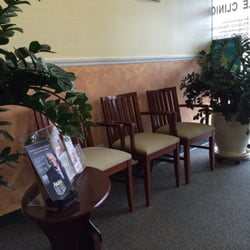 Bellaire Chiropractic Clinic - Waiting area.