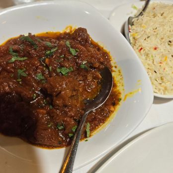 Zaynai Restaurant - Heathrow - Indian Near Me - Heathrow, XGL