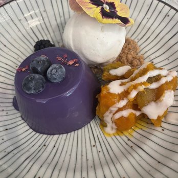 Fig & Ginger - Ube, kombucha drizzled coconut, vanilla ice cream - Breakfast & Brunch Near Me - Honolulu, Hawaii Fig & Ginger - Ube, kombucha drizzled coconut, vanilla ice cream - Breakfast & Brunch Near Me - Honolulu, Hawaii