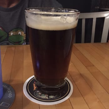 Grinders Stonewall - Scotch Ale - Pizza Near Me - Lenexa, Kansas Grinders Stonewall - Scotch Ale - Pizza Near Me - Lenexa, Kansas