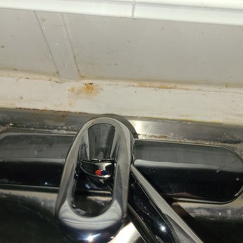 CF Handyman Services - Didn't even caulk it - Handyman Near Me