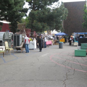 Melrose Trading Post - Flea Markets Near Me - Los Angeles, California Melrose Trading Post - Flea Markets Near Me - Los Angeles, California