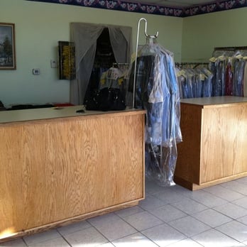 Getaway Cleaners - Inside - Dry Cleaning Near Me - Dallas, Texas