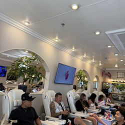 Polished Nails & Spa - Happy time at polishednailsspalv