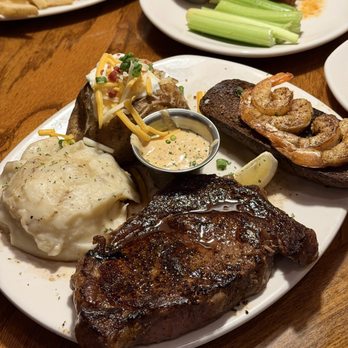 Outback Steakhouse - Toowoomba Salmon - Steakhouses Near Me - Foothill Ranch, California