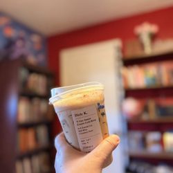 Starbucks - Vanilla Sweet Cream Cold Brew