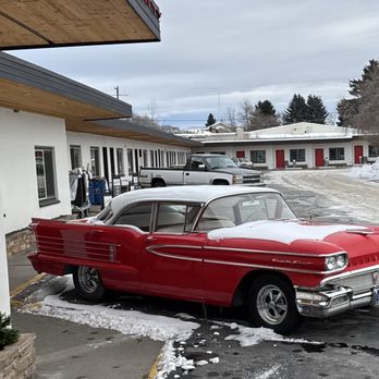 The Sapphire Motel - Hotels Near Me - Bozeman, Montana The Sapphire Motel - Hotels Near Me - Bozeman, Montana