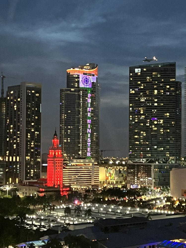 ADRIANA SMOCHINA LOKATION REAL ESTATE Updated September 2024