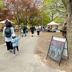 Trinity Bellwoods Farmers' Market