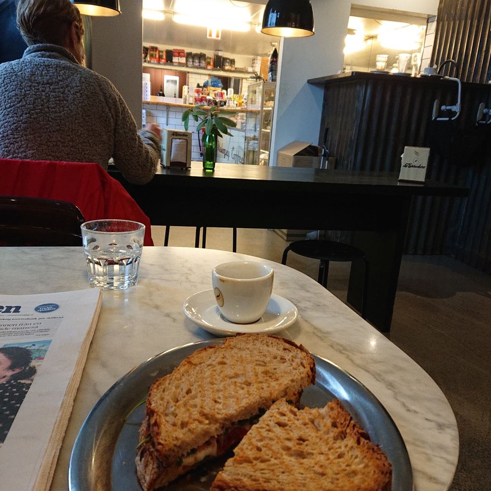 Mahogny Coffee - Nice freshly made sandwich - Coffee & Tea Near Me - Göteborg, O Mahogny Coffee - Nice freshly made sandwich - Coffee & Tea Near Me - Göteborg, O