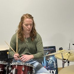 Music151 - Try out our drums