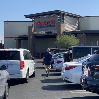 Costco - Plenty of people at the Costco. Entrance to gas station was a bit harder to find - Wholesale Stores Near Me - Henderson, Nevada Costco - Plenty of people at the Costco. Entrance to gas station was a bit harder to find - Wholesale Stores Near Me - Henderson, Nevada