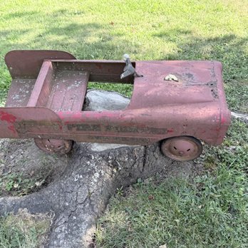 Schaefer’s Auto Art - Pedal car - Public Art Near Me - Erie, Pennsylvania Schaefer’s Auto Art - Pedal car - Public Art Near Me - Erie, Pennsylvania