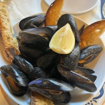 Iari The Vino - Mussels - Italian Near Me - Rome, RM