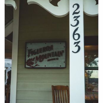 Figueroa Mountain Brewing - Photo by : https://lacedingrain.mypixieset.com/ - Breweries Near Me - Los Olivos, California