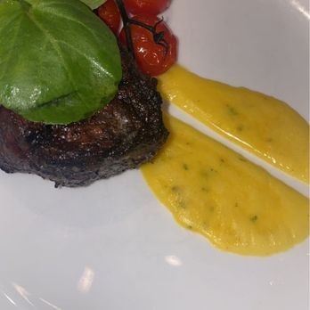 Gordon Ramsay Hell's Kitchen - Best Filet Mignon I've ever had in my life. The bearnaise sauce was exquisite! - Steakhouses Near Me - Stateline, Nevada