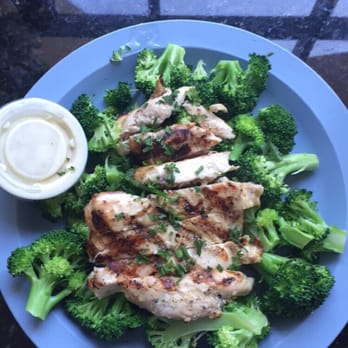 Dr Grubb's - Marinated chicken, broccoli, with garlic apple sauce - American Near Me - Claremont, California Dr Grubb's - Marinated chicken, broccoli, with garlic apple sauce - American Near Me - Claremont, California