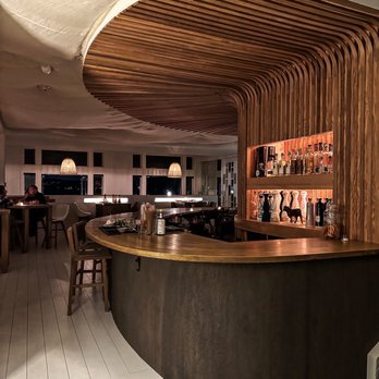 El Encanto - Bar area - Bars Near Me - Kirkland, Washington