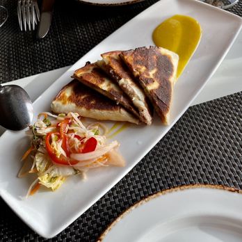 Merriman's - Kalua Pig & Sweet Onion Quesadilla - Hawaiian Near Me - Kamuela, Hawaii