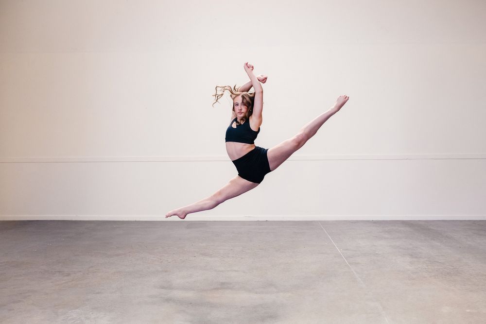 Studio J Dance Collective Logo