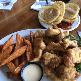 Candlelight Inn - The Original Chicken George - American Near Me - Clinton, Iowa
