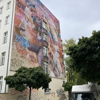 Wandbilder - Street Art - Public Art Near Me - Berlin, BE
