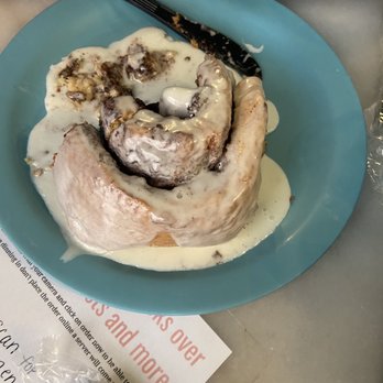 Blue Moon Cafe - Homemade Cinnamon Roll - Breakfast & Brunch Near Me - Baltimore, Maryland