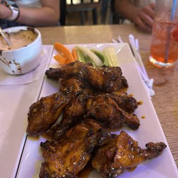 The Stomping Ground - Thai buffalo wings - Bars Near Me - Putnam, Connecticut
