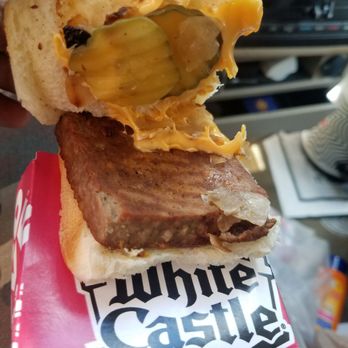 White Castle - I wonder if they Grill it on the same Grill they use for their beef sliders I'm going to have to question that next time around - Fast Food Near Me - Brooklyn, New York White Castle - I wonder if they Grill it on the same Grill they use for their beef sliders I'm going to have to question that next time around - Fast Food Near Me - Brooklyn, New York