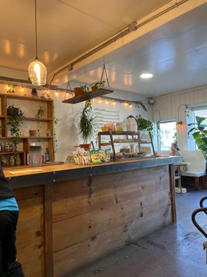 White Moon Cafe & Dark Moon Cocktail Bar by null