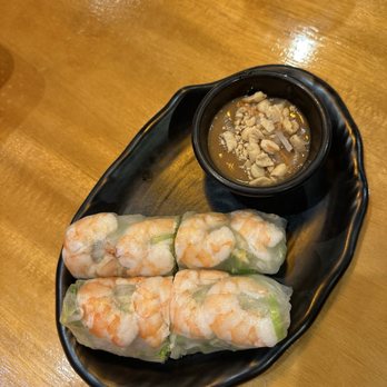 Pho Lily and Mongolian BBQ - spring rolls (shrimp only) - Vietnamese Near Me - La Habra, California