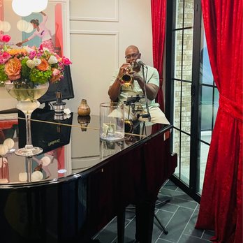 La Cour Kitchen & Bar - Musician playing live music, trumpet and piano - French Near Me - Jackson, Mississippi La Cour Kitchen & Bar - Musician playing live music, trumpet and piano - French Near Me - Jackson, Mississippi