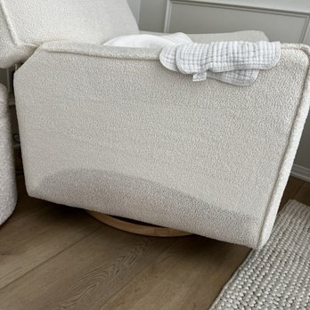 Mexsteam - New stain after Tal worked on it. The sides were completely clean since they get no traction. Now there is a brown stain on the bottom - Carpet Cleaning Near Me - San Diego, California