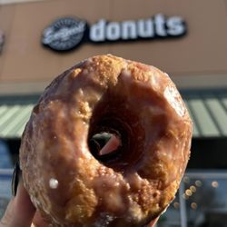 Earnest Donuts - Delicious Cronut