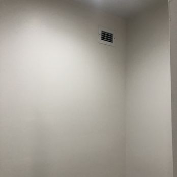 Rosarito Beach Hotel - I was able to hear what was going on in the room next doors restroom through this vent!! - Hotels Near Me - Rosarito, BCN Rosarito Beach Hotel - I was able to hear what was going on in the room next doors restroom through this vent!! - Hotels Near Me - Rosarito, BCN