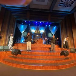City of Refuge Christian Church - Praise Team