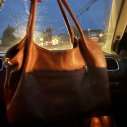 Miranda's Rescue Thrift Store - Brown purse $4.99