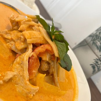 Siam Le Bien - Red curry - Thai Near Me - Burnaby, British Columbia Siam Le Bien - Red curry - Thai Near Me - Burnaby, British Columbia
