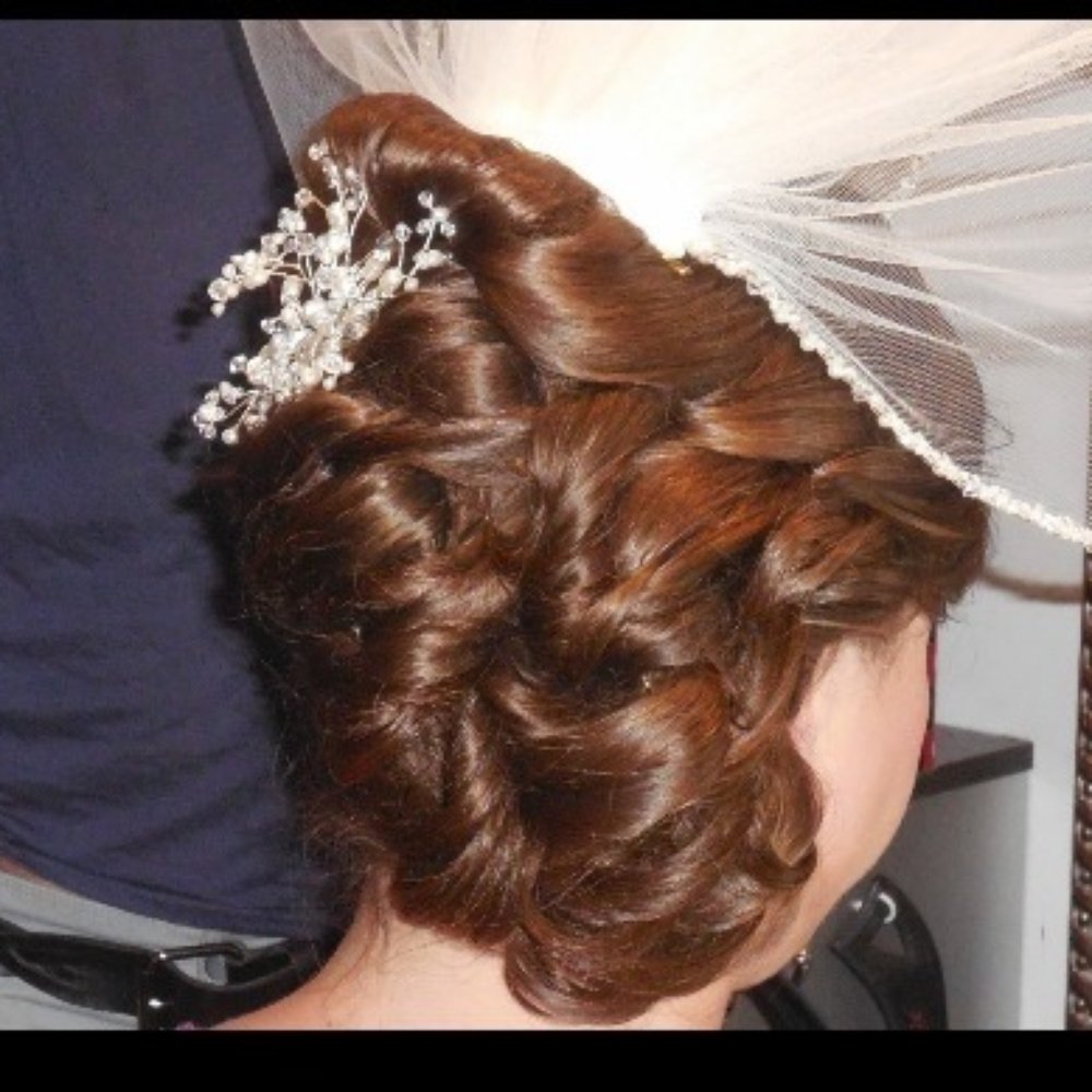 Tom New York - Hair by Kelly - Hair Salons Near Me - Merrick, New York Tom New York - Hair by Kelly - Hair Salons Near Me - Merrick, New York