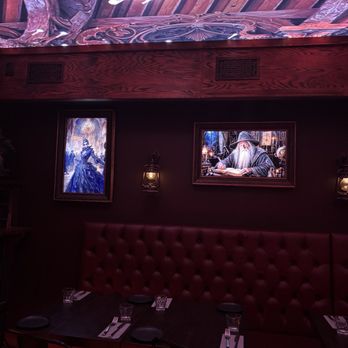 Wizards & Wands - Moving pictures and floating candle ceiling - Beer Bar Near Me - San Francisco, California Wizards & Wands - Moving pictures and floating candle ceiling - Beer Bar Near Me - San Francisco, California