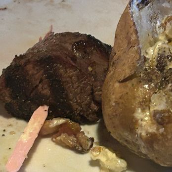 Best Little Roadhouse - Petite Filet Mignon (6 oz.) - Mini Golf Near Me - Salem, Oregon