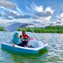 Filler Up Rentals - Pedal Boats