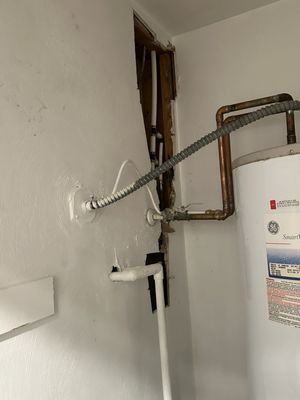 A1 Sewer & Drain Plumbing and Water Heaters Logo