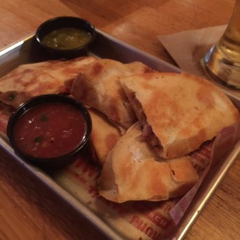 Applebee's Grill + Bar - Chicken & cheese quesadilla - Sports Bars Near Me - Georgetown, Kentucky