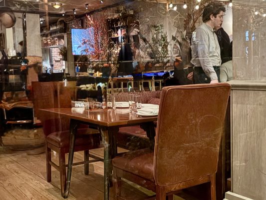 Gramercy Tavern by null